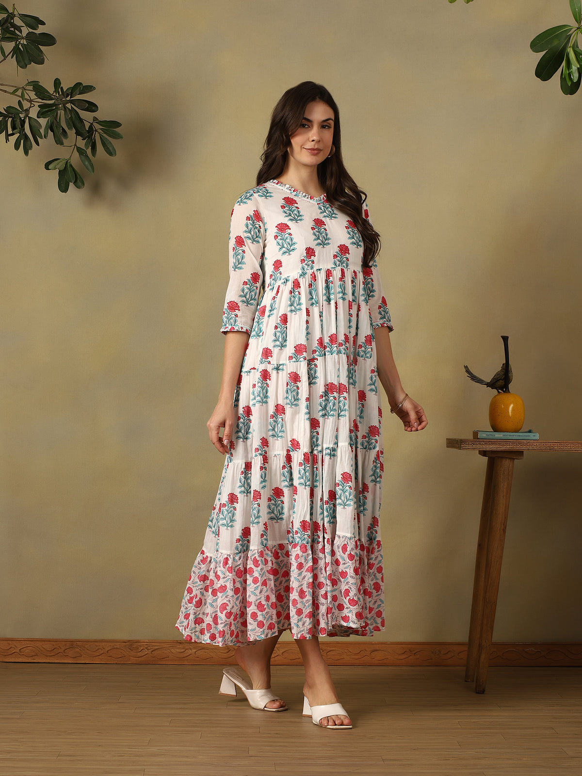 Mamicha white Gown
