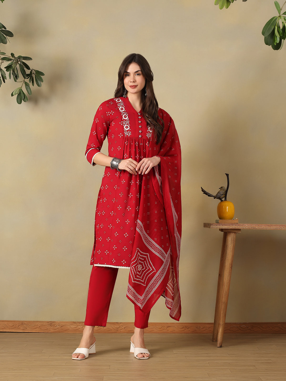 Mamicha Red Ethnic Set