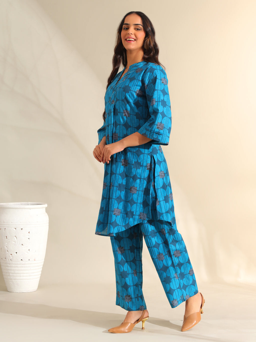 Reet Peacock Geometric Kurta Set