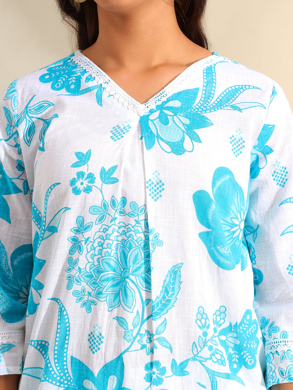 Diya Azure Floral Dream Kurta Set