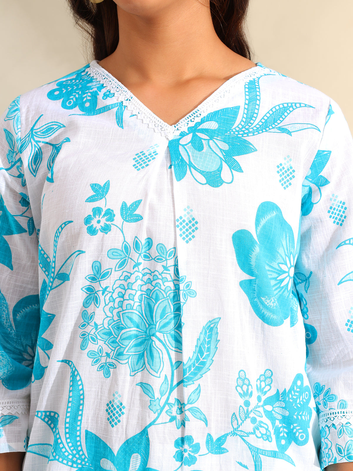 Diya Azure Floral Dream Kurta Set