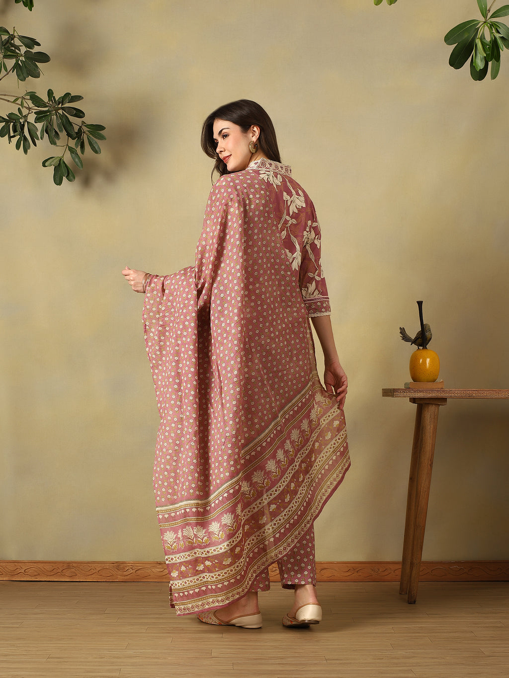Mamicha Mauve Ethnic Set
