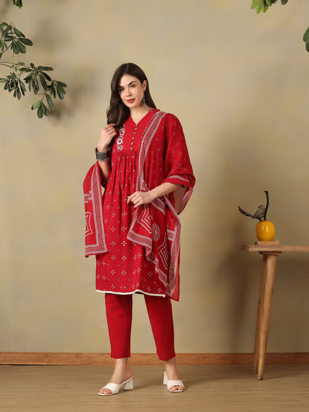 Mamicha Red Ethnic Set