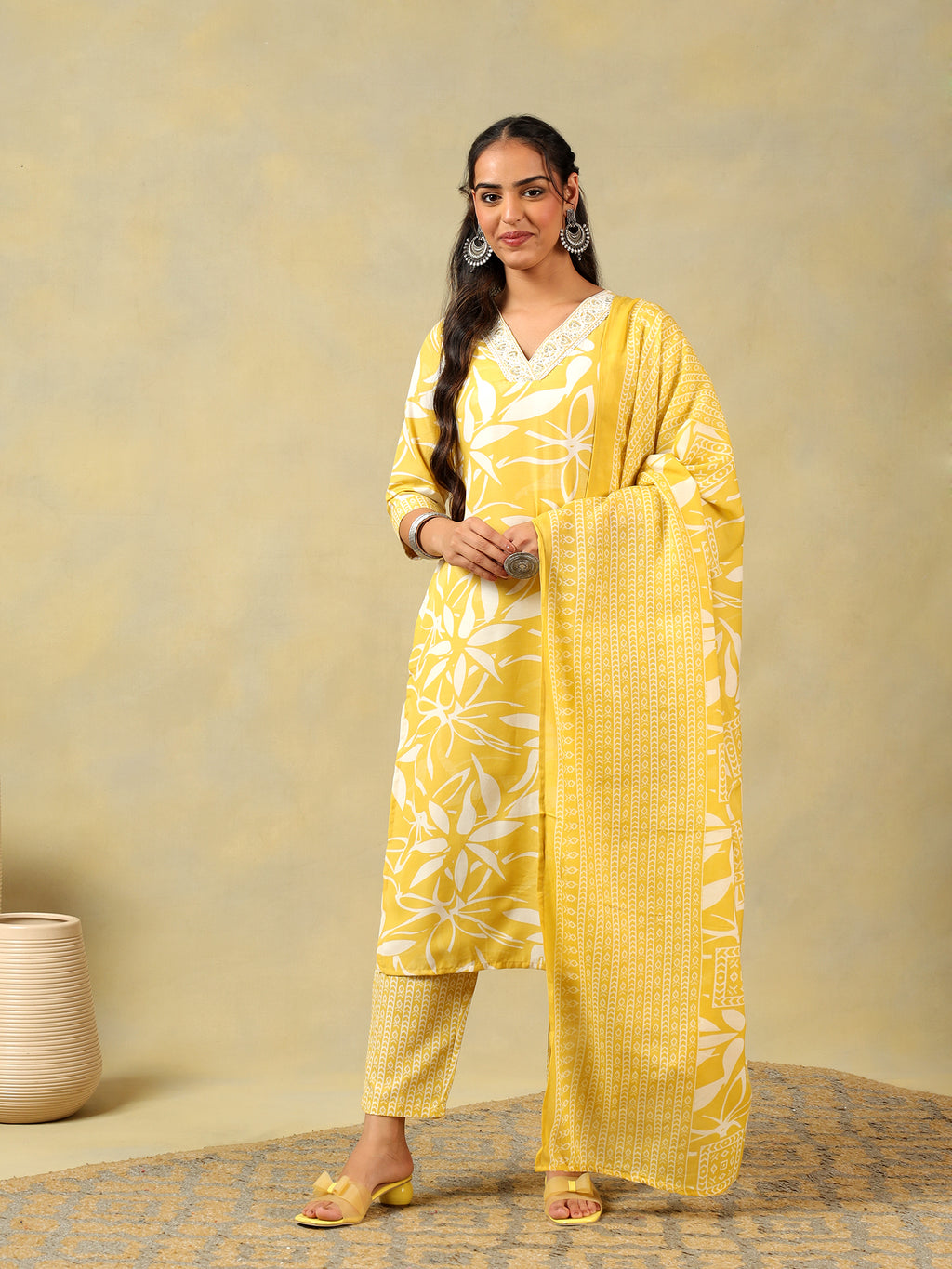 Rhea Yellow Leaf Suit Set