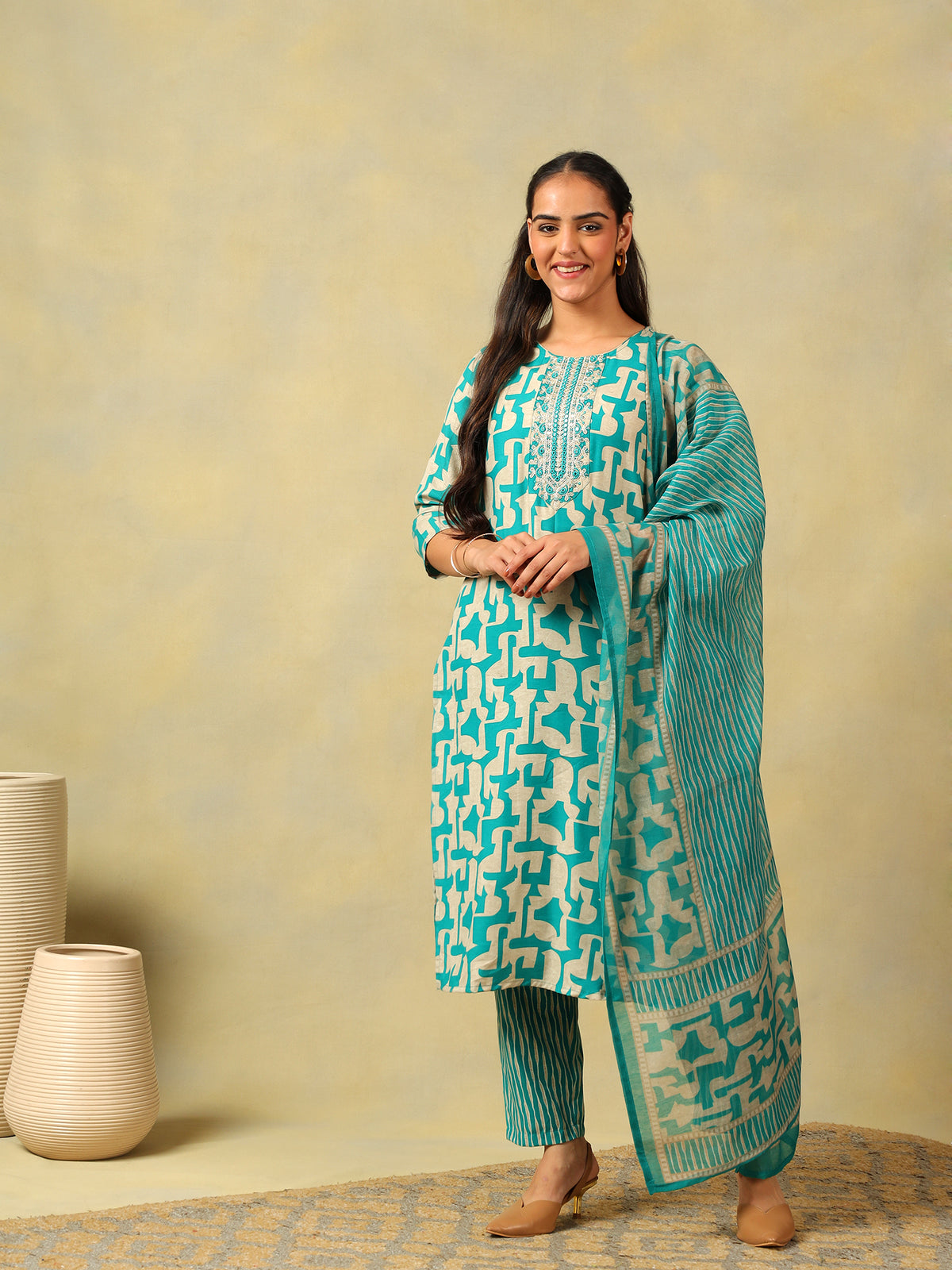 Amishi Teal Abstract Suit Set