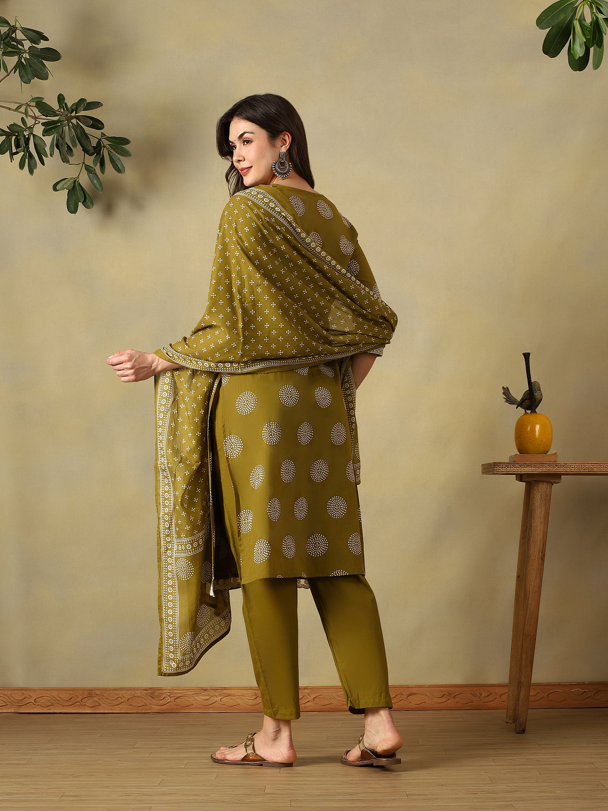 Mamicha Olive Ethnic Set