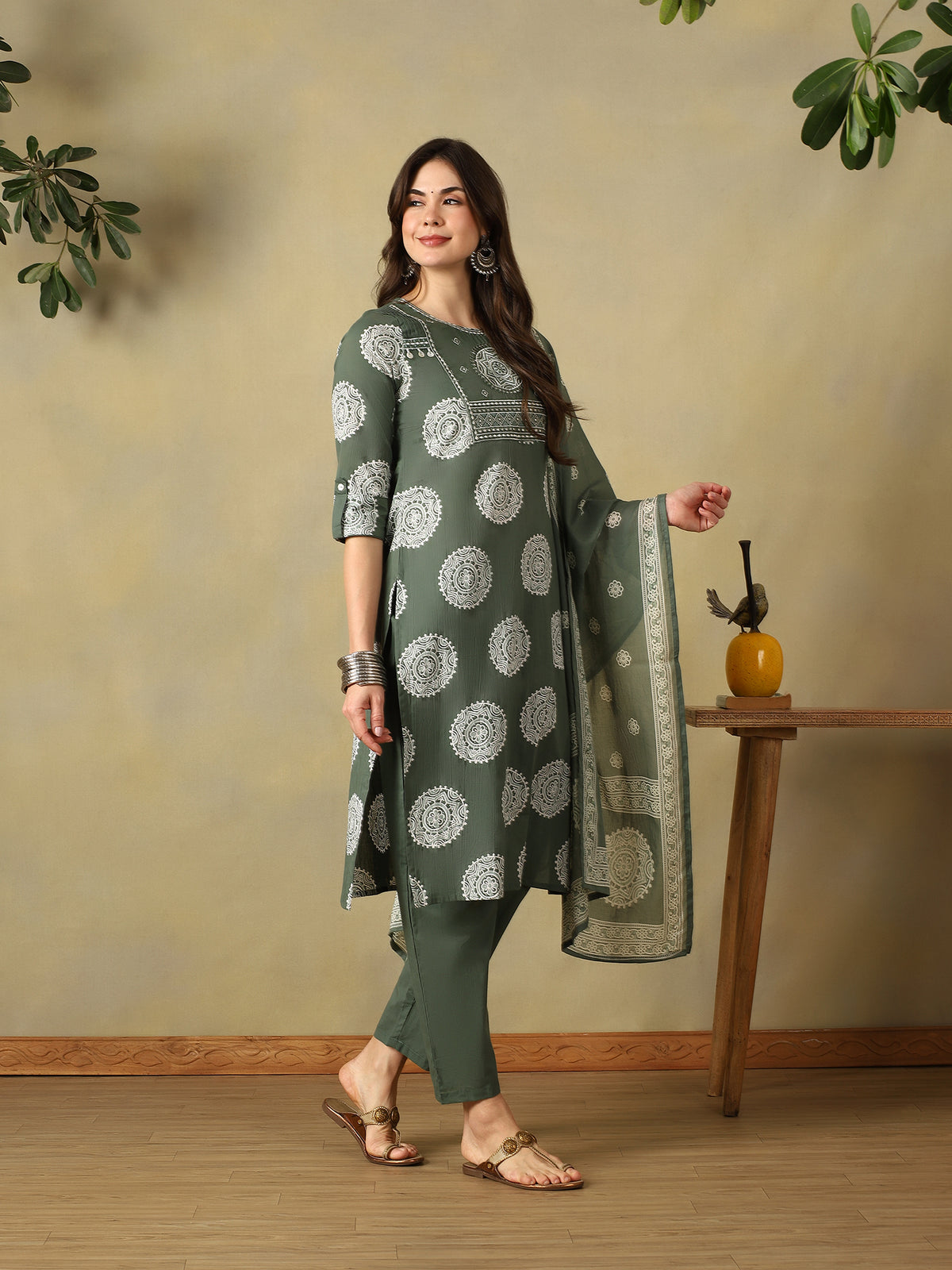 Mamicha Olive Ethnic Set