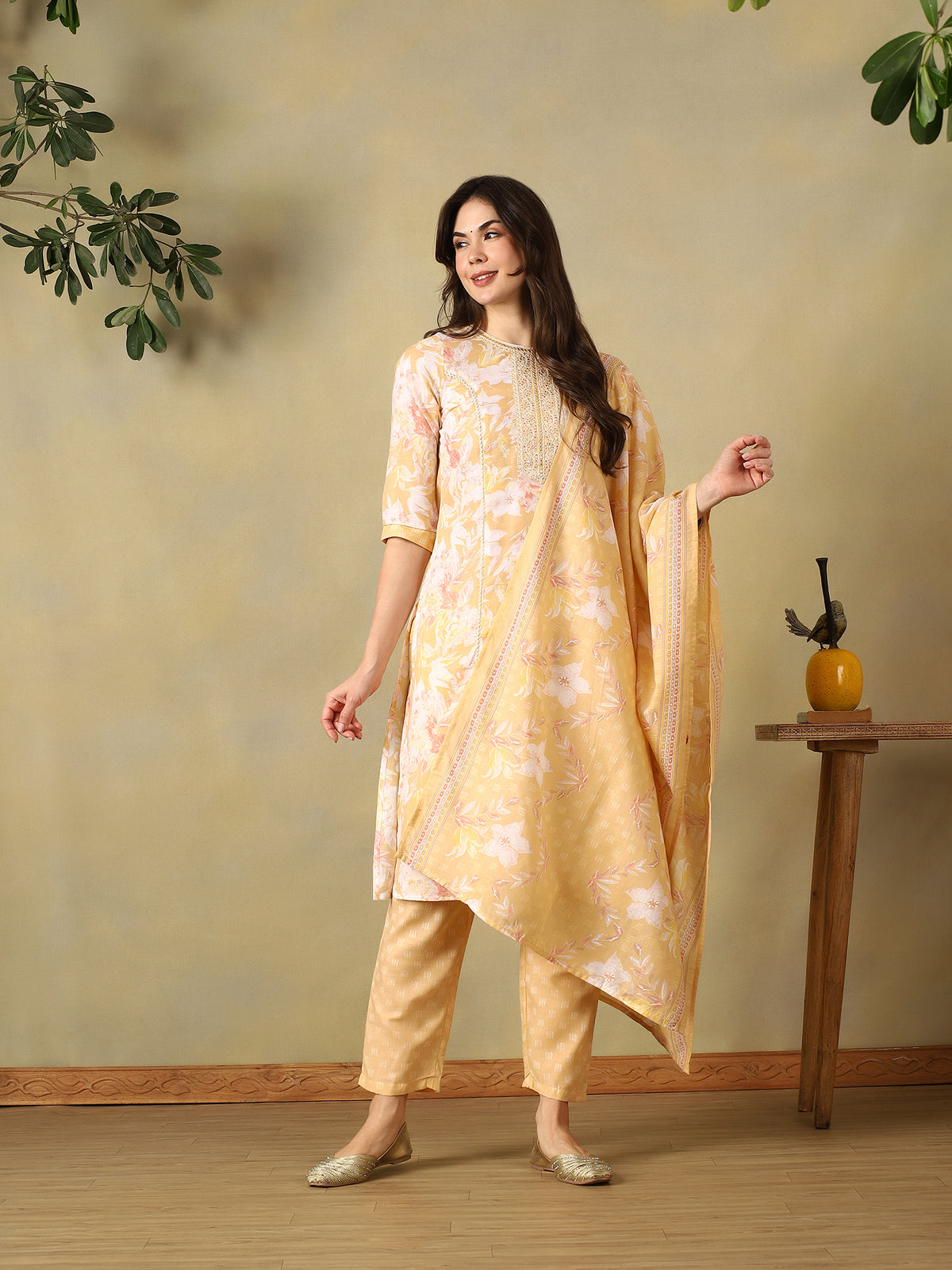 Mamicha Mustard Ethnic Set