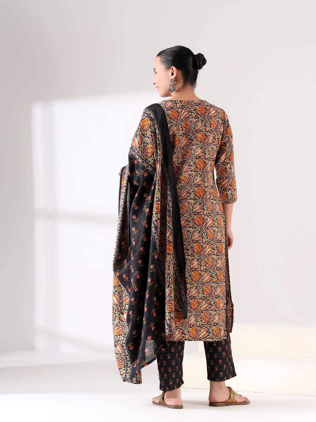 Mamicha Black Suit Set
