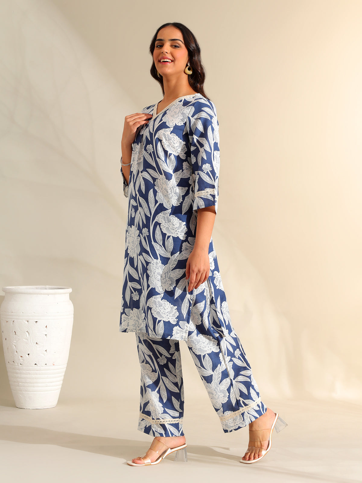 Meera Indigo Bloom Kurta Set