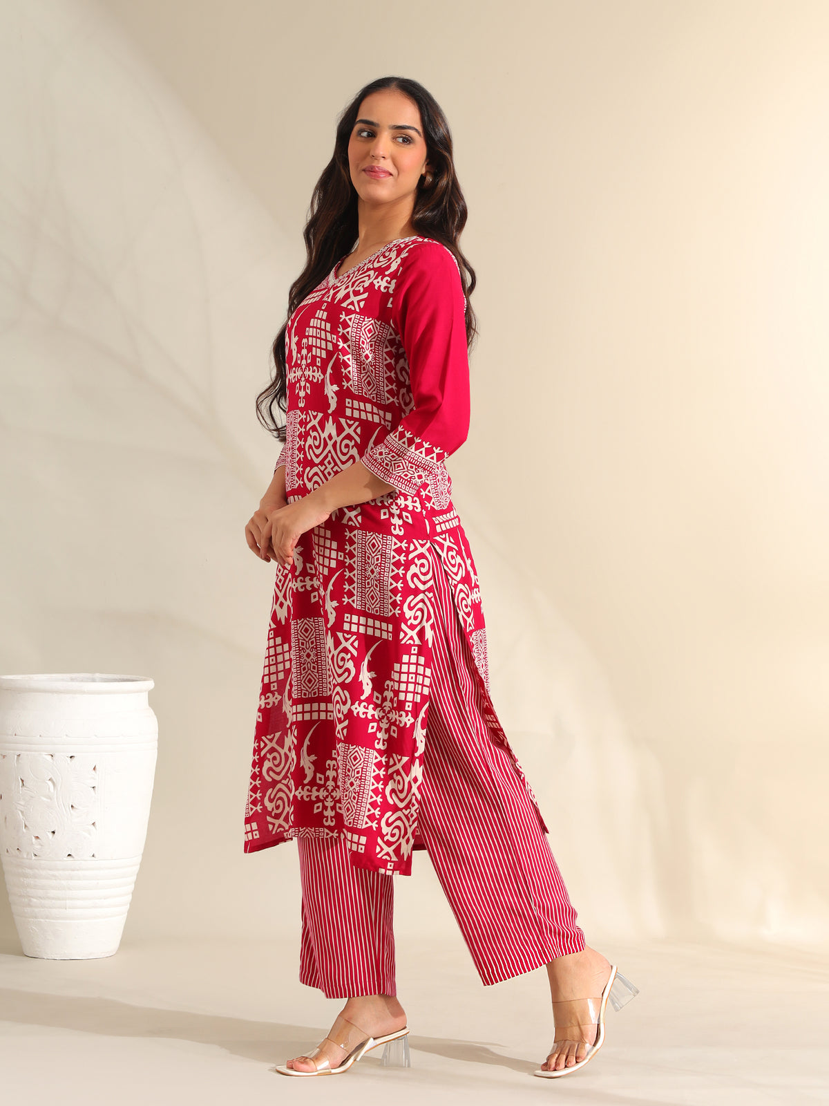 Avni Magenta Mosaic Ikat Kurta Set