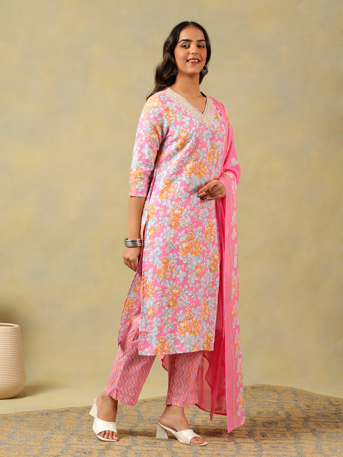 Ishika Rose Garden Suit Set