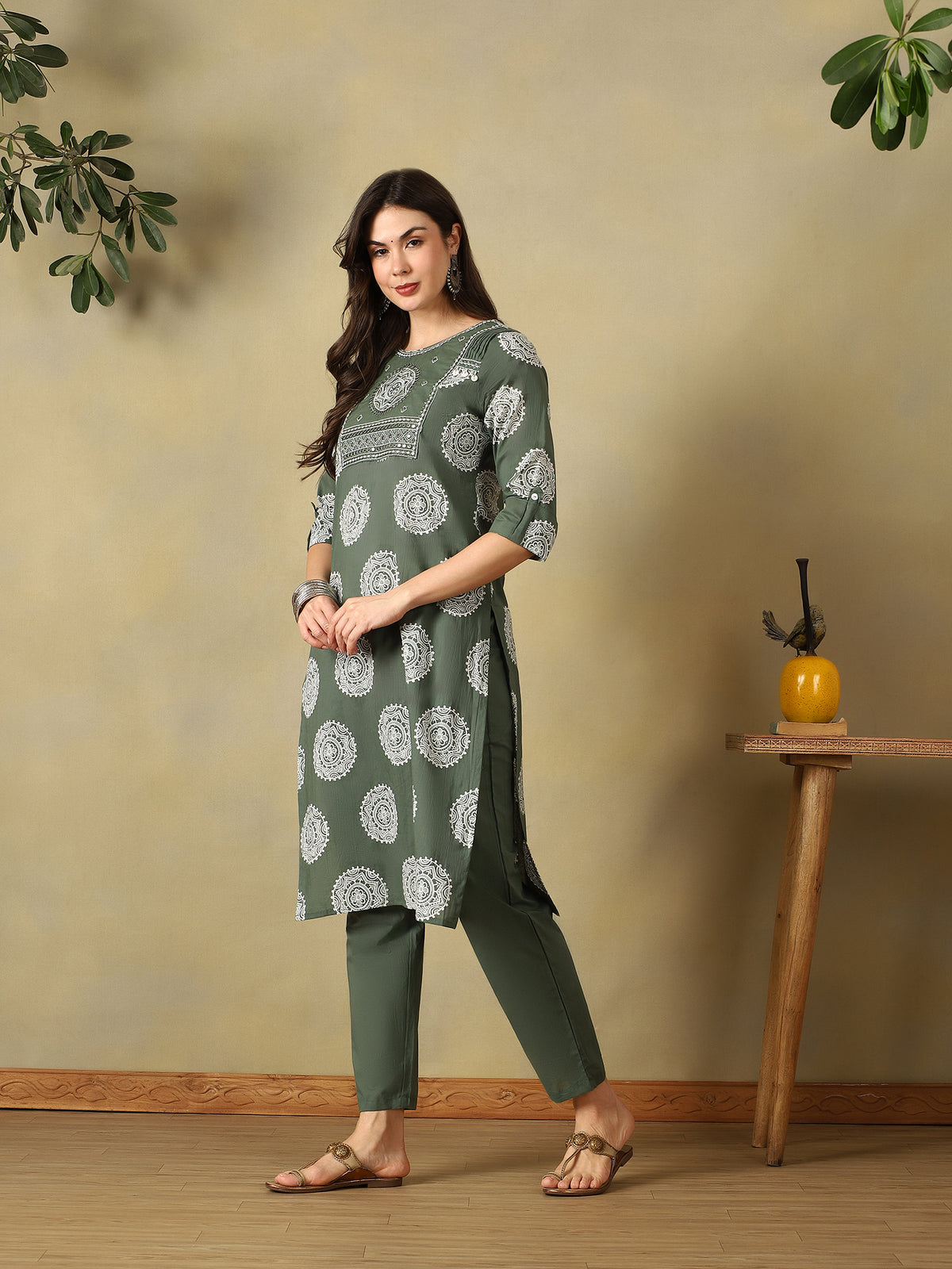 Mamicha Olive Ethnic Set