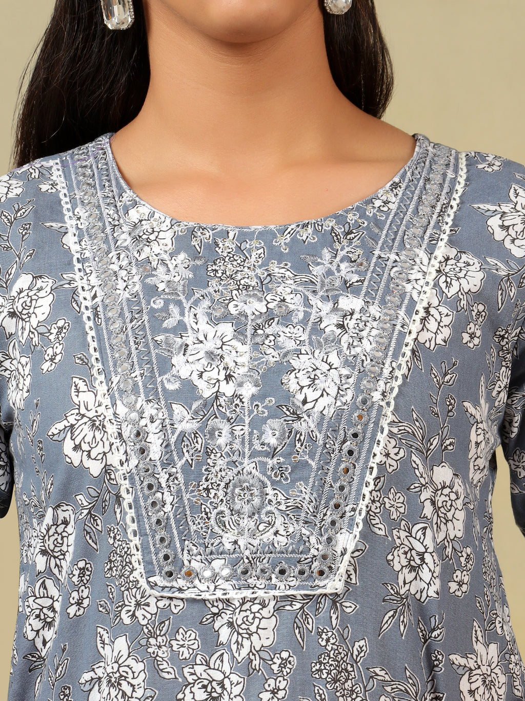 Advika Slate Floral Bloom Kurta Set