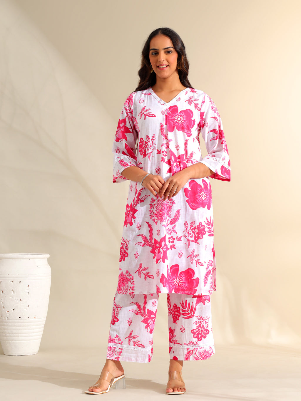 Jiya Magenta Bloom Kurta Set