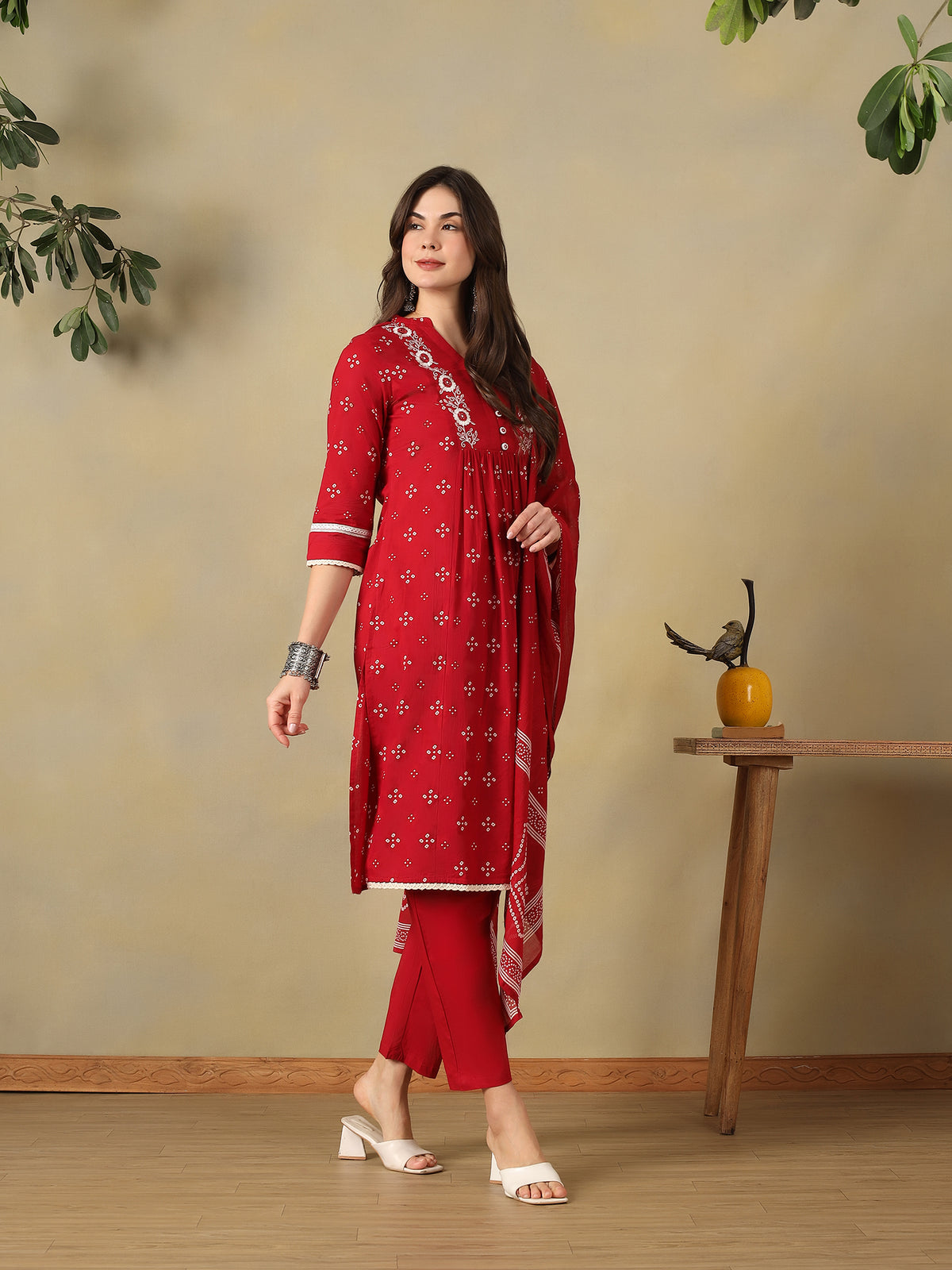 Mamicha Red Ethnic Set