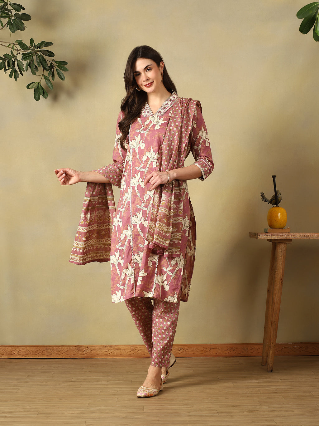 Mamicha Mauve Ethnic Set