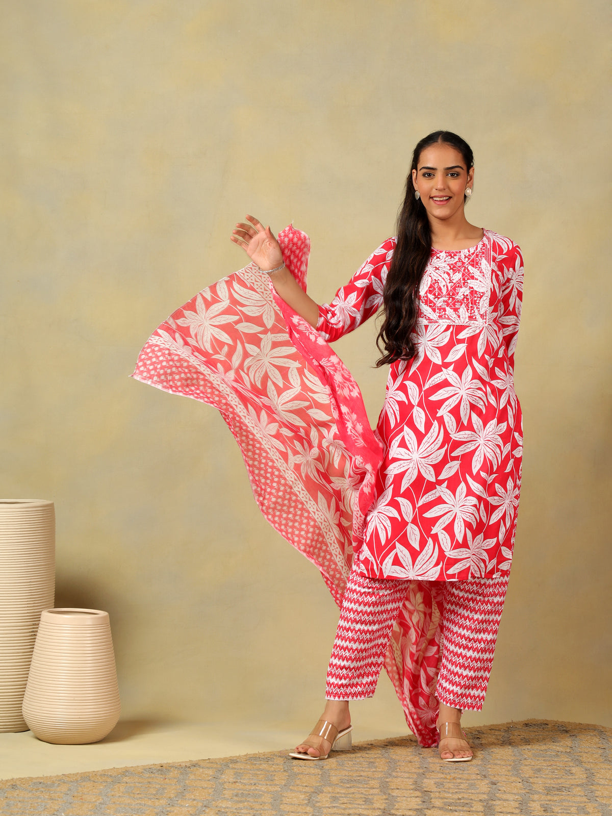Saanjh Lily Floral Motif Kurta Set