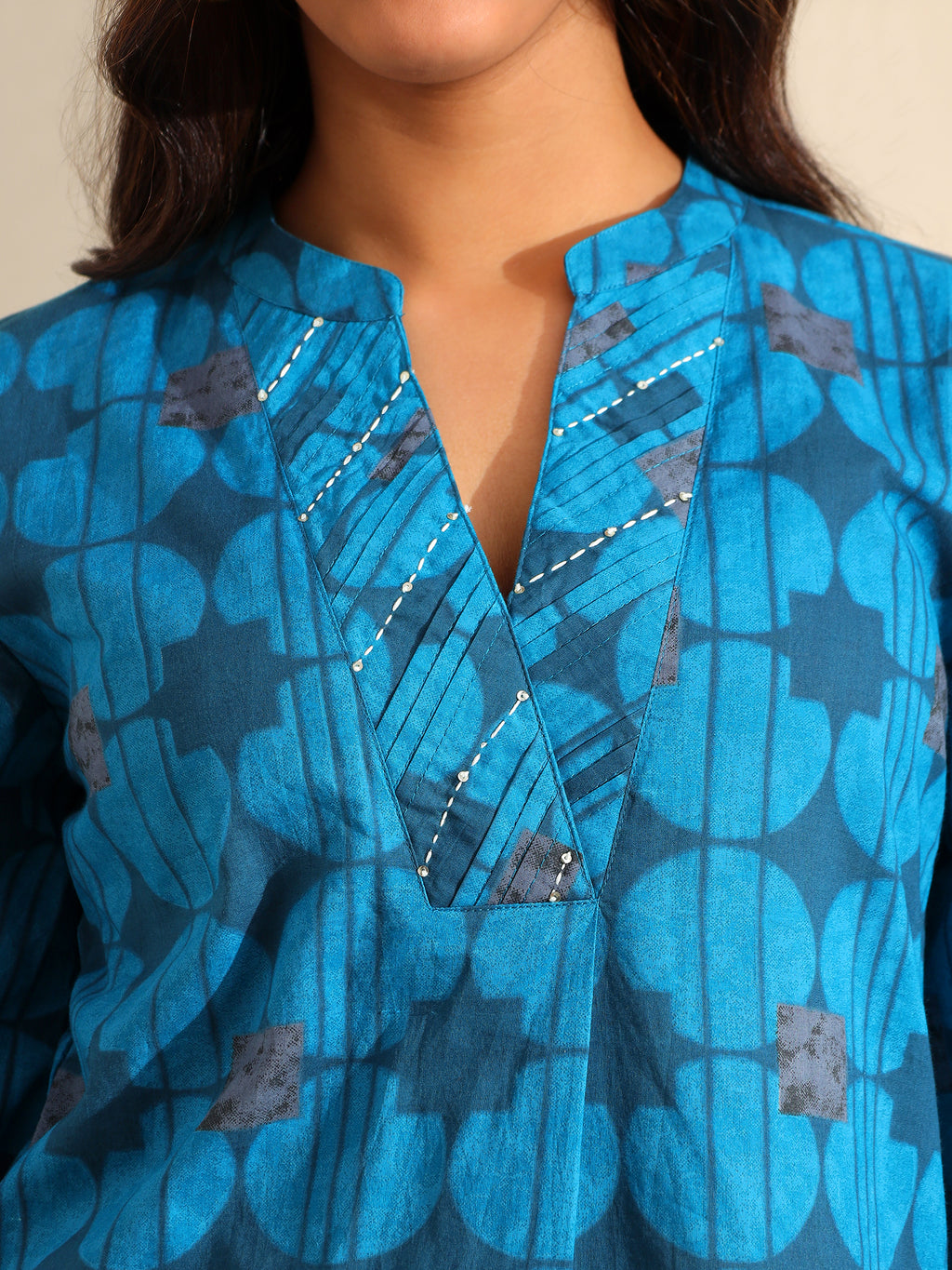 Reet Peacock Geometric Kurta Set