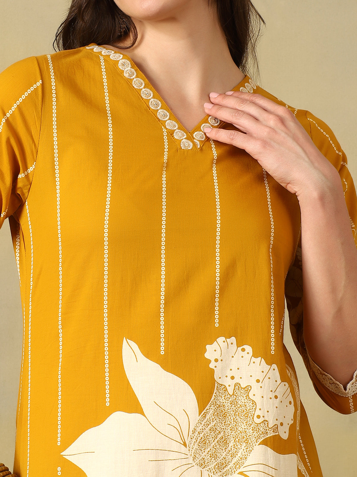 Mamicha Mustard Ethnic Set