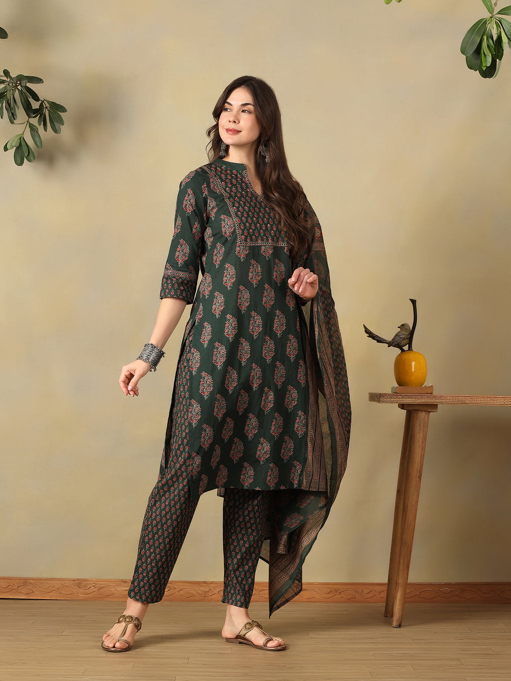 Mamicha Green Ethnic Set