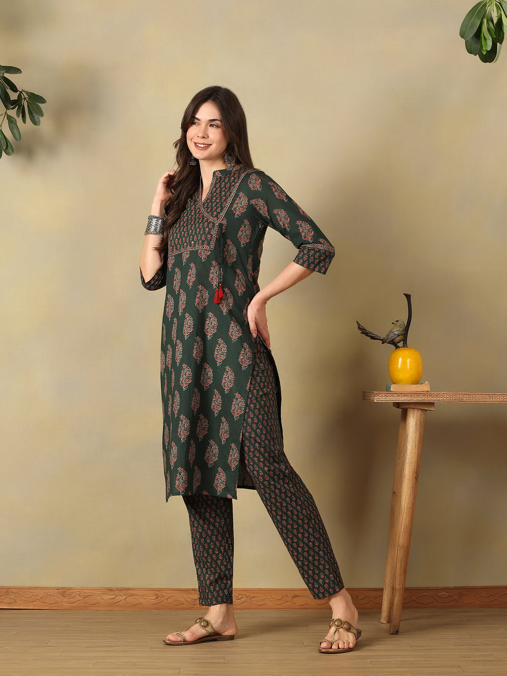 Mamicha Green Ethnic Set