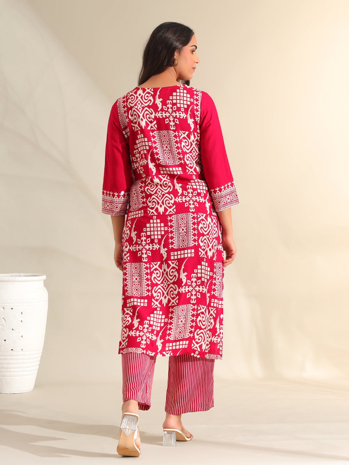 Avni Magenta Mosaic Ikat Kurta Set
