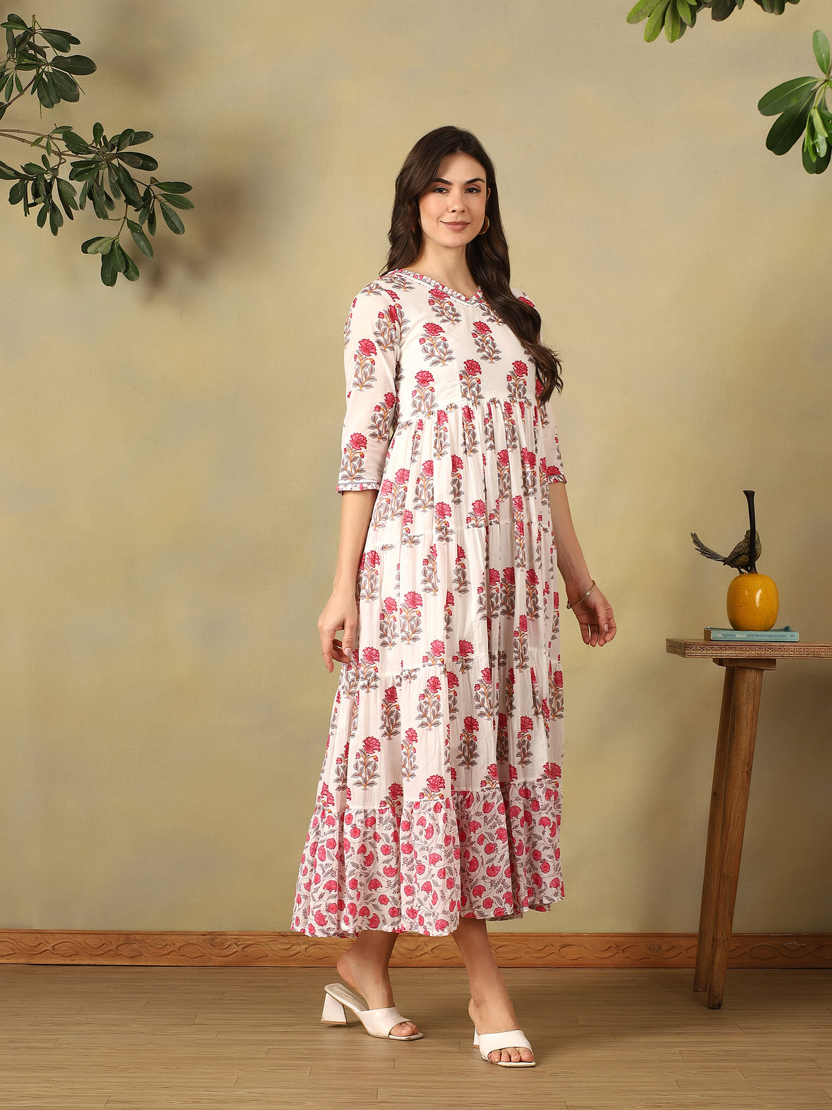 Mamicha white Gown