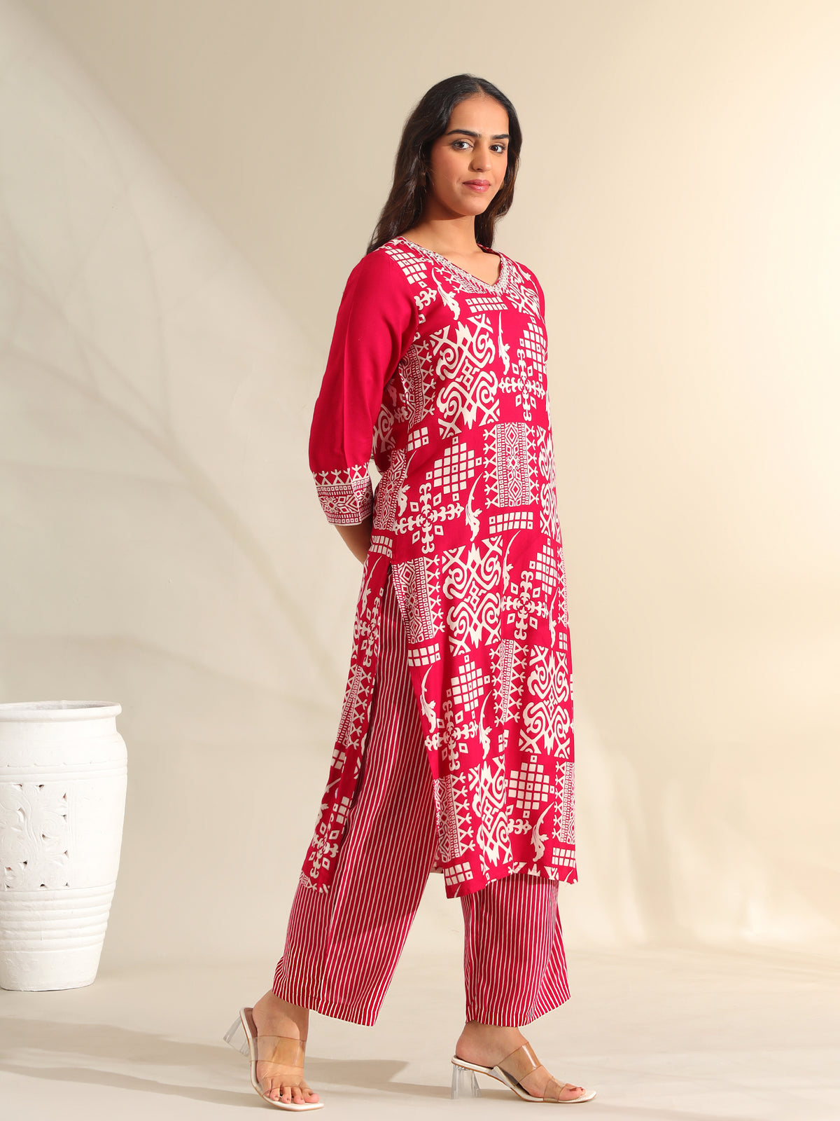 Avni Magenta Mosaic Ikat Kurta Set