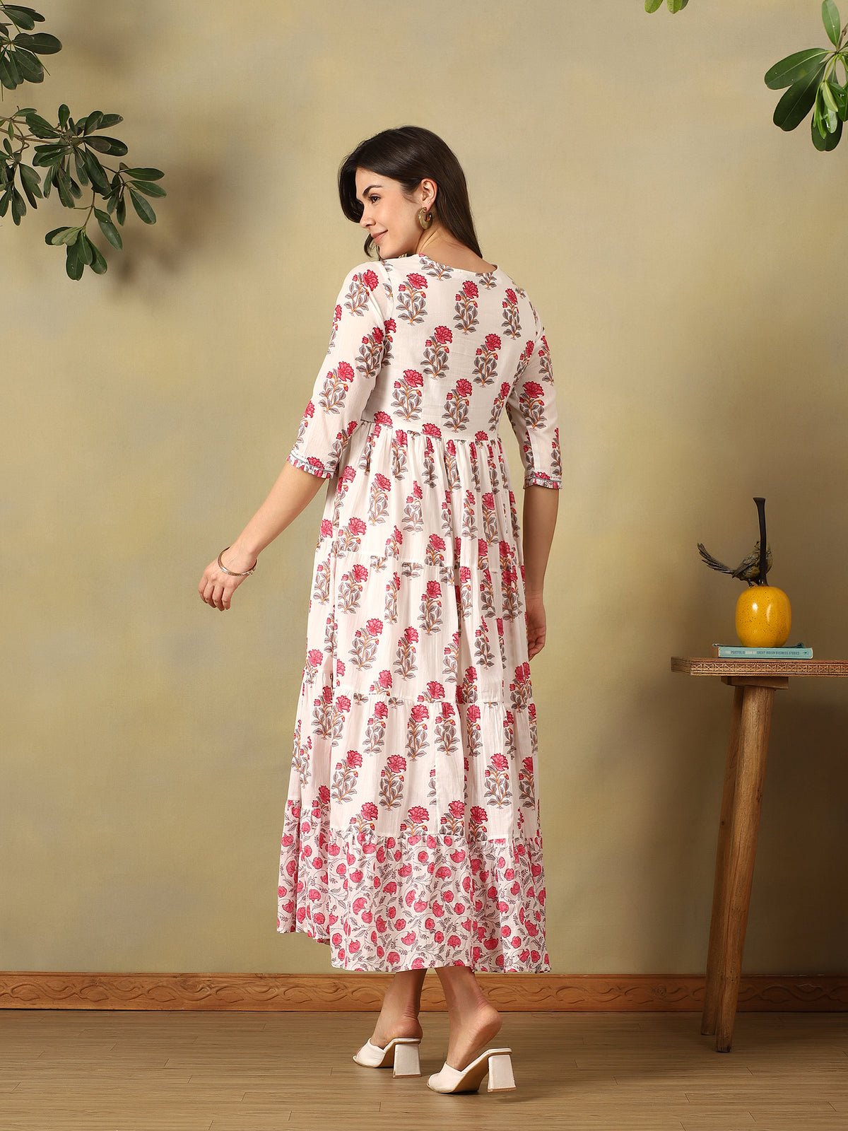 Mamicha white Gown