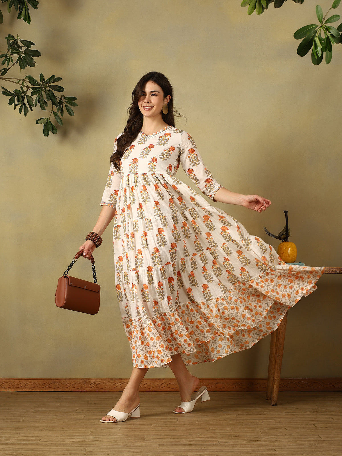 Mamicha white Gown