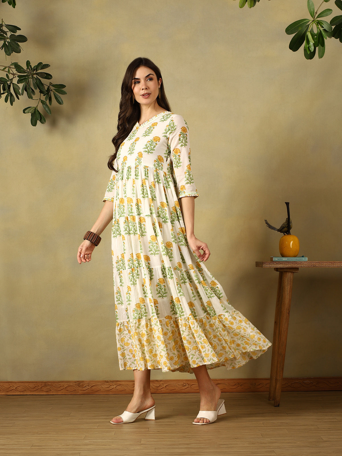 Mamicha white Gown