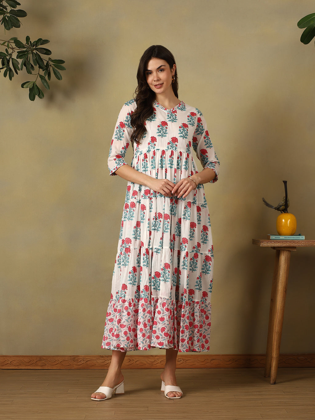 Mamicha white Gown