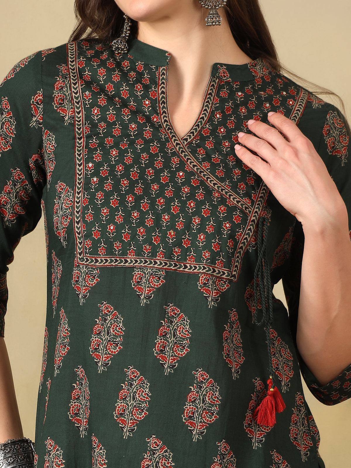 Mamicha Green Ethnic Set