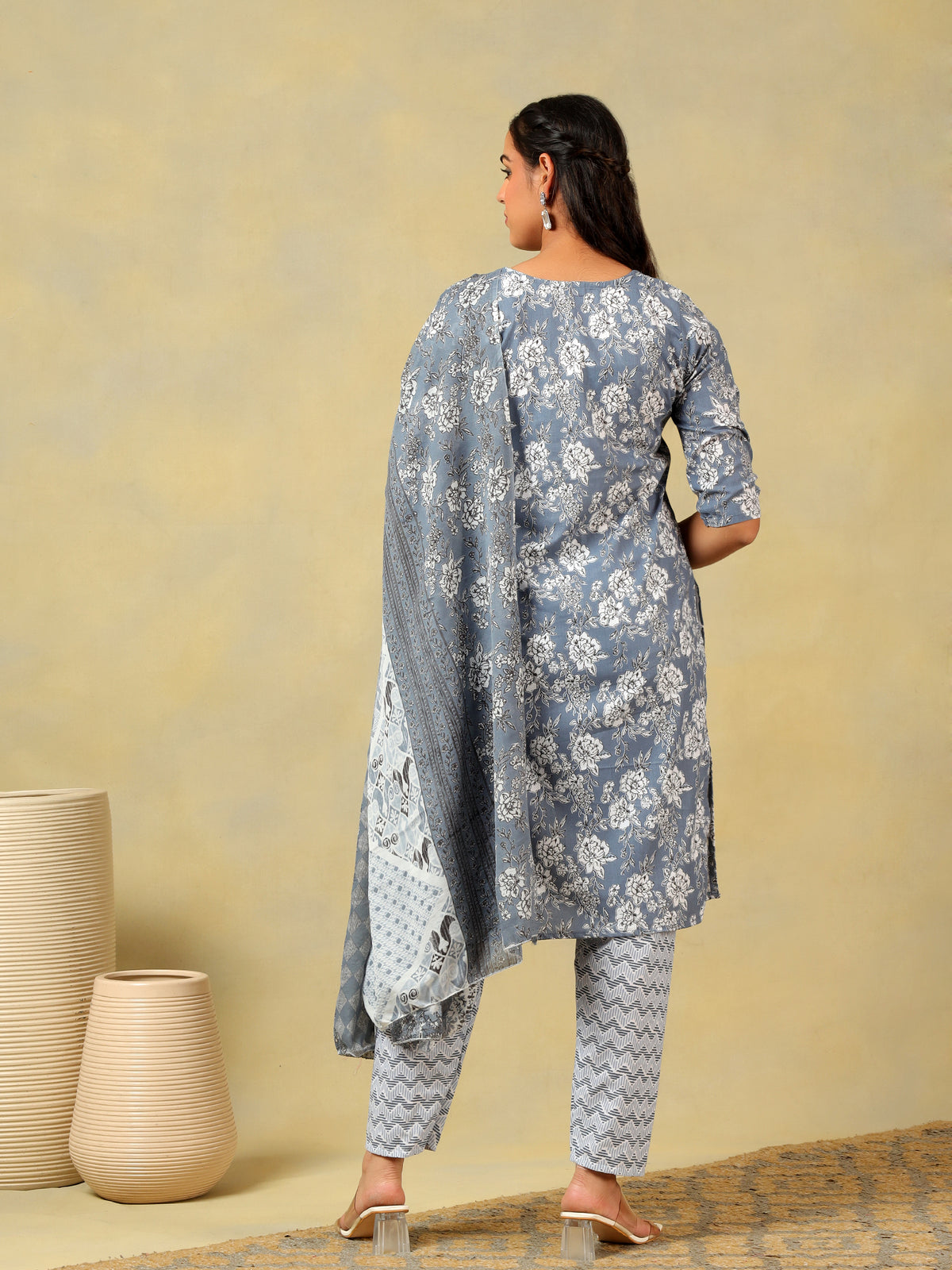 Advika Slate Floral Bloom Kurta Set