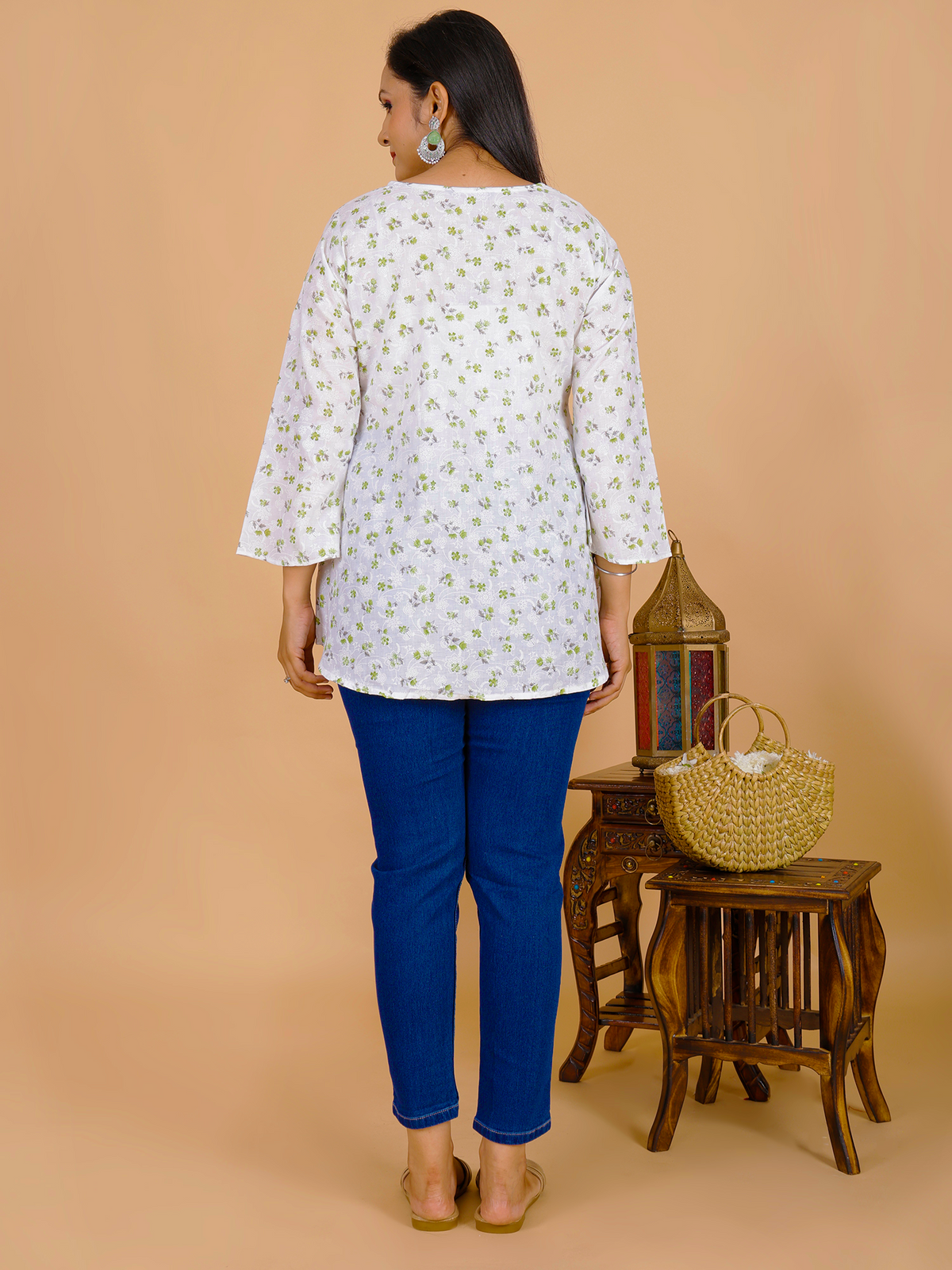Sufiana Short White Green Floral Frock