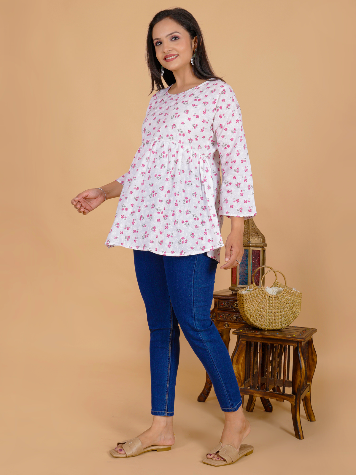 Sufiana Short White Maroon Floral Frock