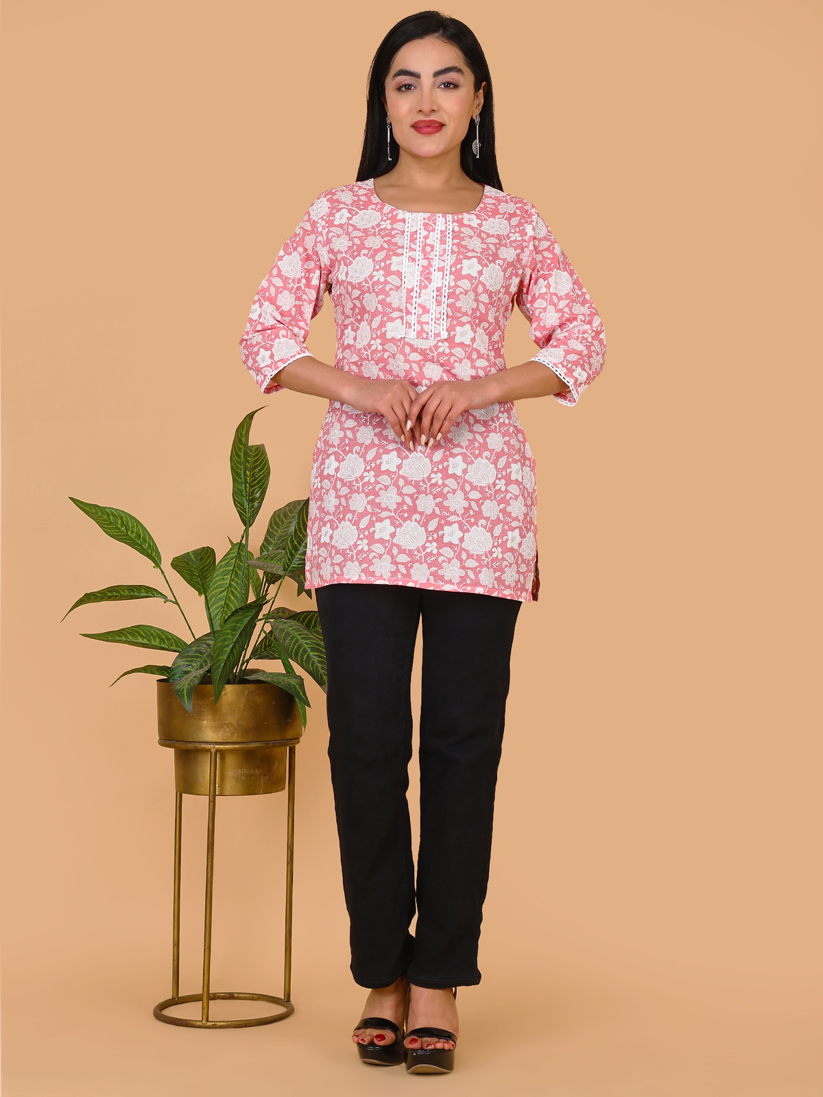 Sufiana Pink Short Kurti For Women