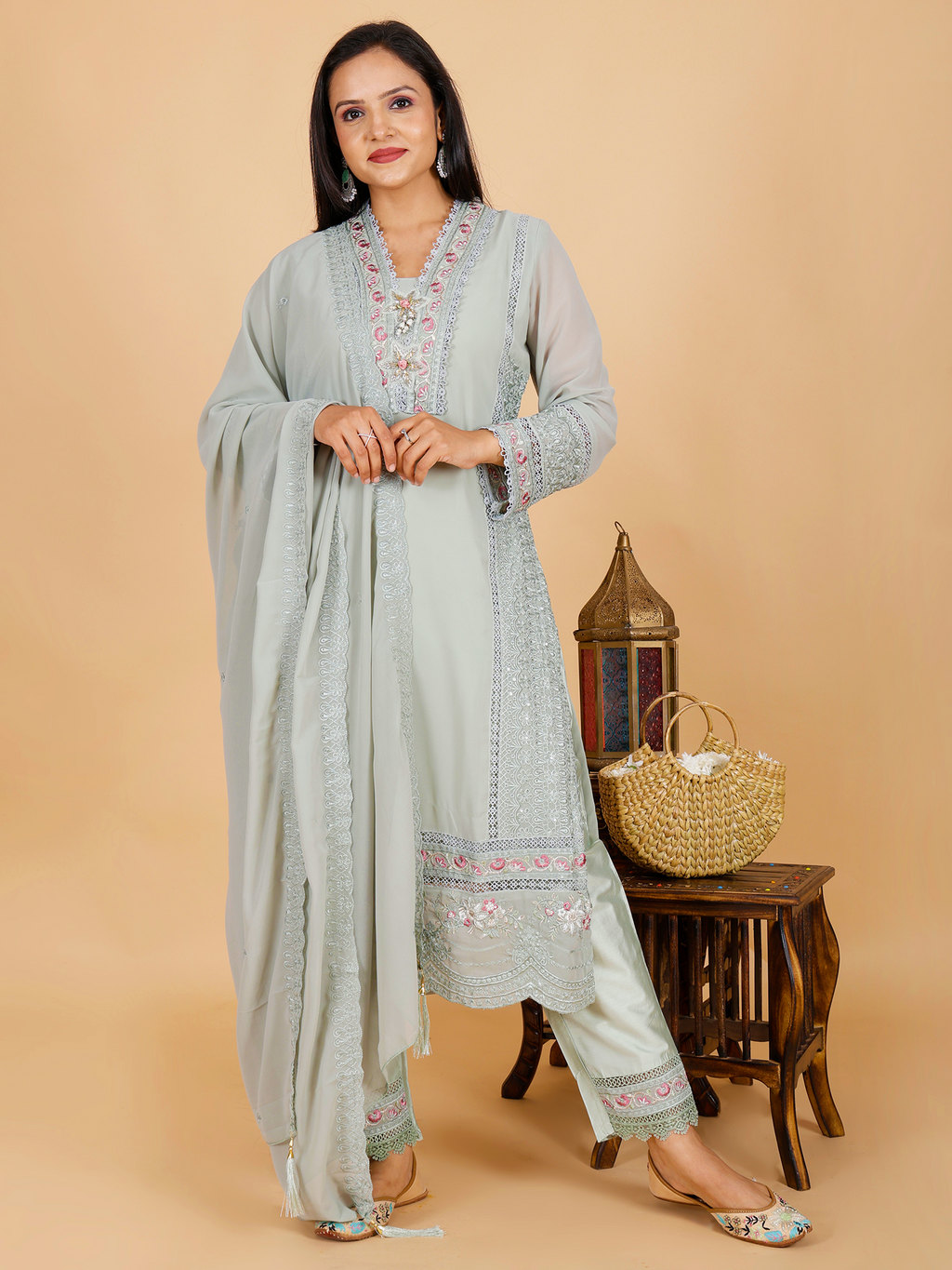 Sufiana Pakistani Style Sea Grey Suit For Women