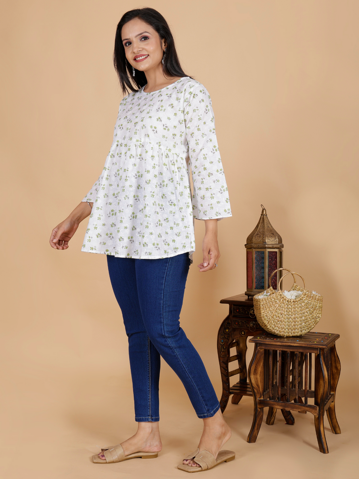 Sufiana Short White Green Floral Frock