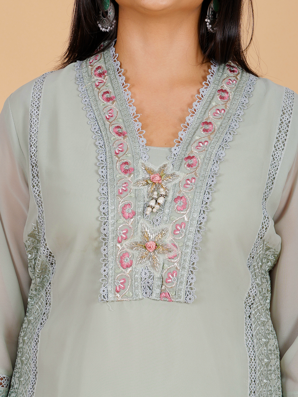 Sufiana Pakistani Style Sea Grey Suit For Women